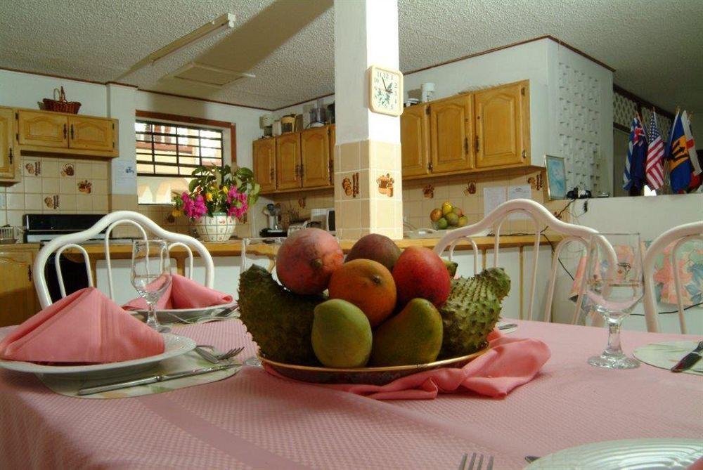 Tropical Breeze Vacation Home And Apartments Νησίδα Γκρος Εξωτερικό φωτογραφία
