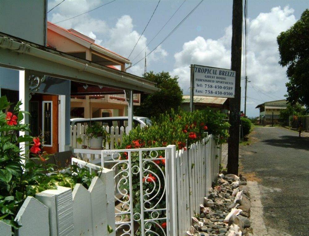 Tropical Breeze Vacation Home And Apartments Νησίδα Γκρος Εξωτερικό φωτογραφία